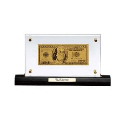 Златна банкнота долари