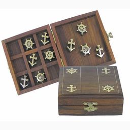 Морски шах с котви и рулове от месинг в дървена кутия