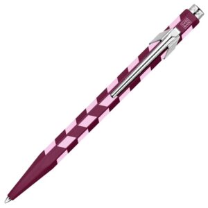 Химикалка Caran d'Ache 849 Mosaic, Garnet Red Химикалка Caran d'Ache 849 Mosaic, Garnet Red