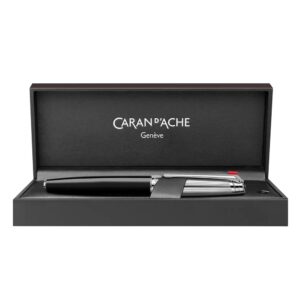 Писалка Caran d'Ache Léman Bicolor Black & Silver, 18K златно перо F с родиево покритие